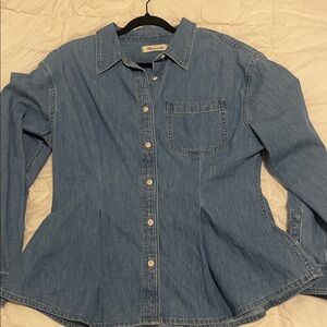 Madewell Fitted Long Sleeve Denim Shirt